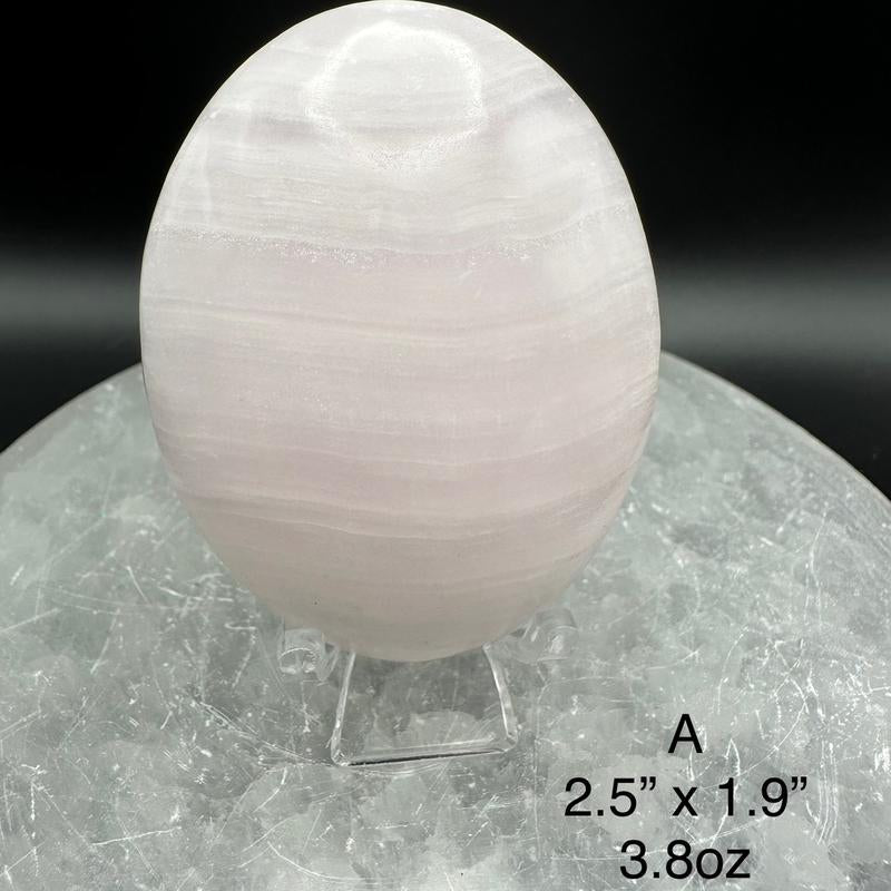 Pierre de Calcite Mangano – Galet Énergétique Réactif aux UV